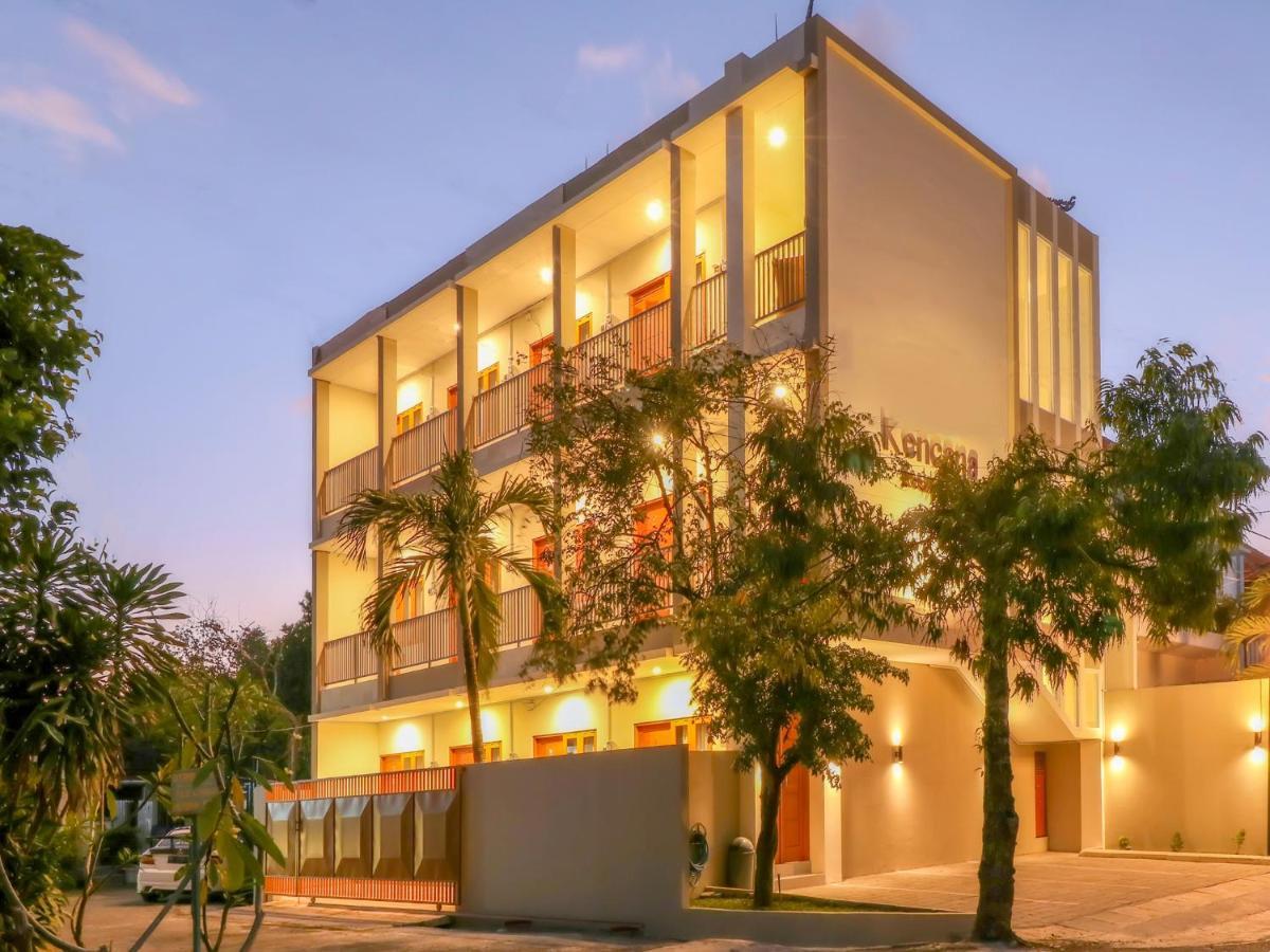 Oyo 1200 Kencana Residence Jimbaran  Exterior photo
